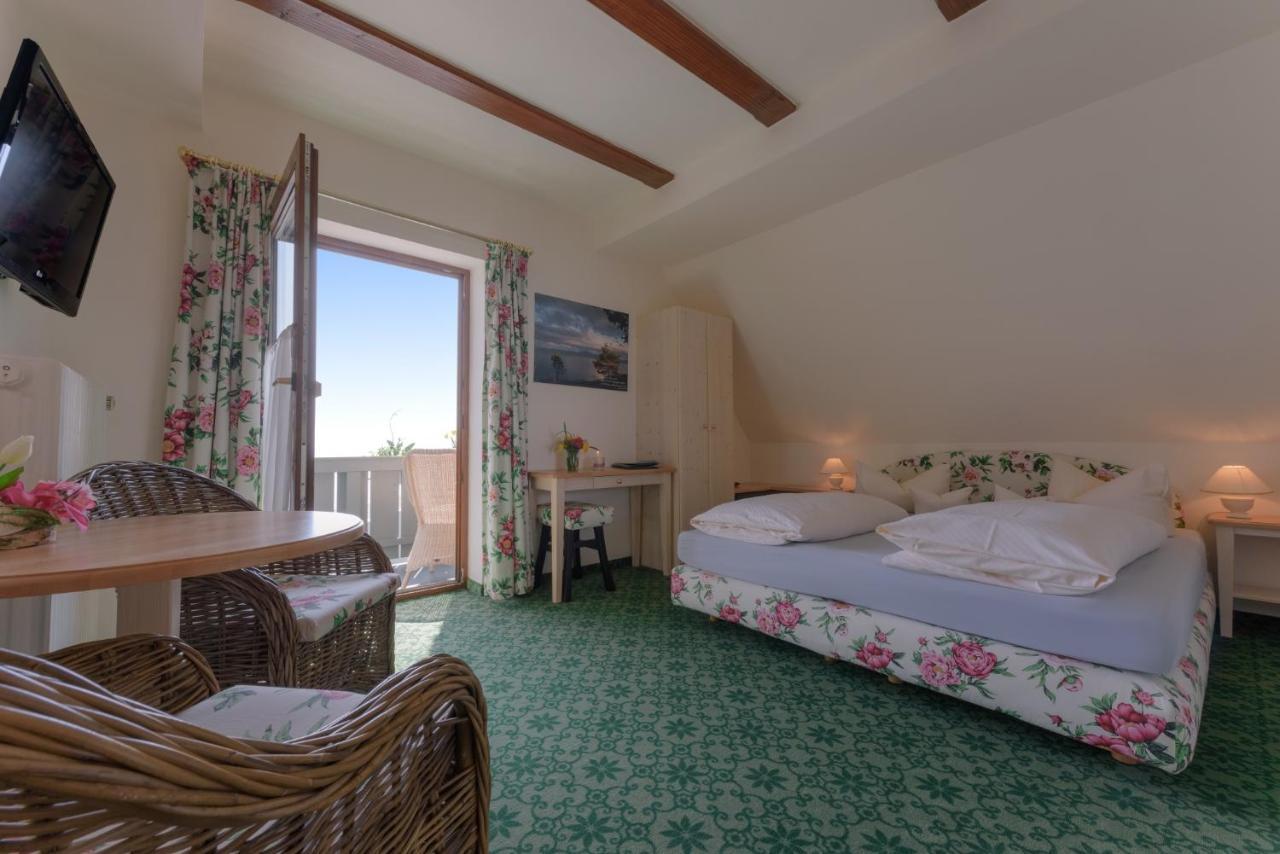 Hotel "Malerwinkel" Gmbh Зеон-Зебрук Номер фото